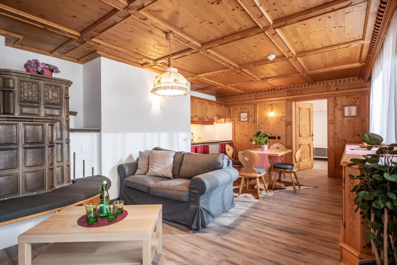 Hotel Schmiedboden Oberndorf in Tirol Exterior foto
